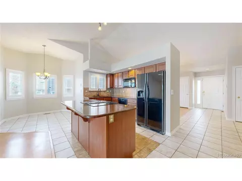 18680 E Hamilton Dr, Aurora, CO 80013 photo 6