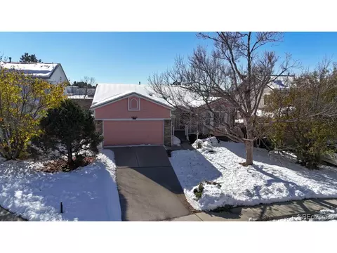 18680 E Hamilton Dr, Aurora, CO 80013 photo 2