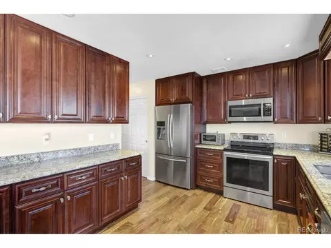 19065 E Dickenson Dr, Aurora, CO 80013 photo 5