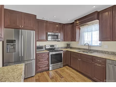 19065 E Dickenson Dr, Aurora, CO 80013 photo 8
