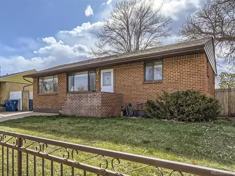 6661 Oneida St, Commerce City, CO 80022