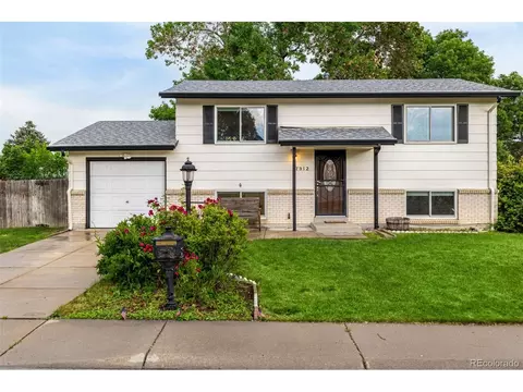 7912 Fenton St, Arvada, CO 80003
