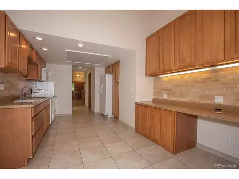 Undisclosed, Centennial, CO 80122 photo 15