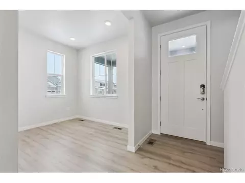 25022 E 34th Pl, Aurora, CO 80019 photo 5