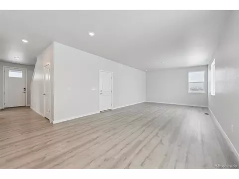 25022 E 34th Pl, Aurora, CO 80019 photo 10