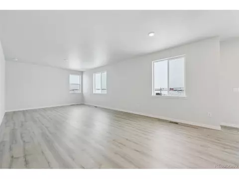 25022 E 34th Pl, Aurora, CO 80019 photo 11