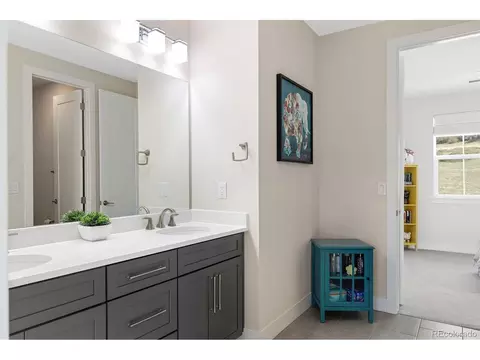 Bath - 9625 Viewside Dr, Lone Tree, CO 80124 photo 4 of 6