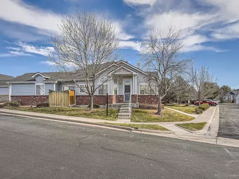 18499 E Columbia Cir, Aurora, CO 80013
