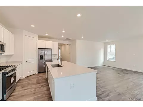 24434 E Pacific Pl, Aurora, CO 80018 photo 10