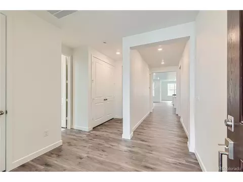 24434 E Pacific Pl, Aurora, CO 80018 photo 4