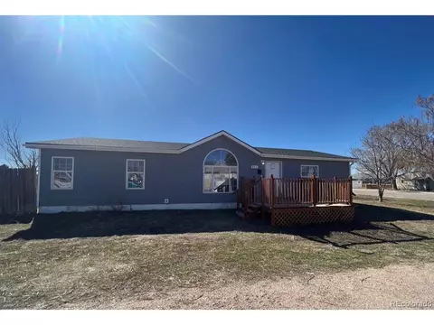 801 Mckinley St, Sterling, CO 80751