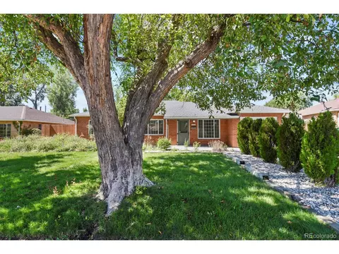 831 Troy St, Aurora, CO 80011