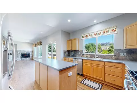 Kitchen - 2223 E 100th Pl, Thornton, CO 80229 photo 3 of 4