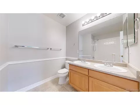 Bath - 2223 E 100th Pl, Thornton, CO 80229 photo 2 of 4