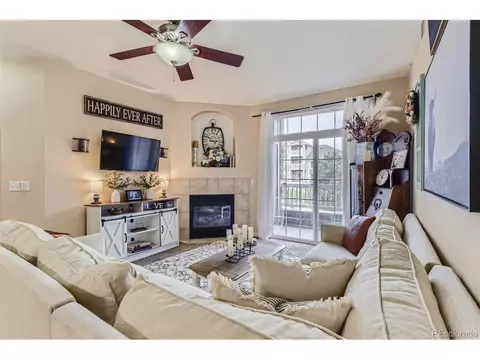 7440 S Blackhawk St #2-205, Englewood, CO 80112