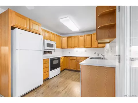 7745 Durango St, Denver, CO 80221 photo 2