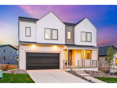 972 Arapahoe Cir, Louisville, CO 80027