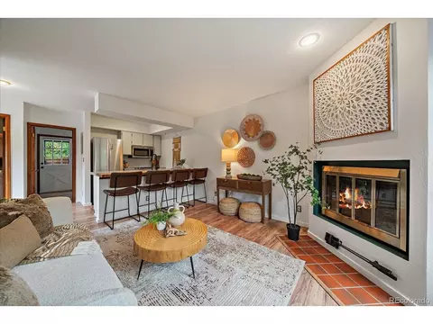 2429 Spruce St #4, Boulder, CO 80302 photo 2