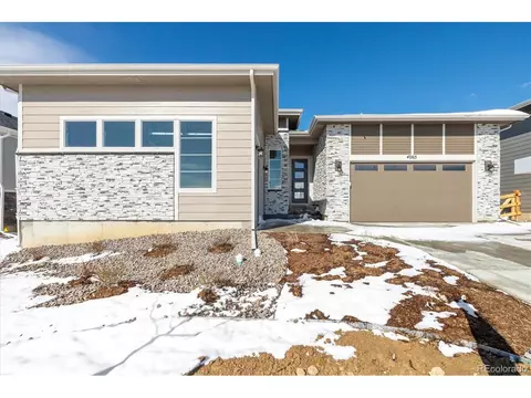 4065 N Irvington St, Aurora, CO 80019