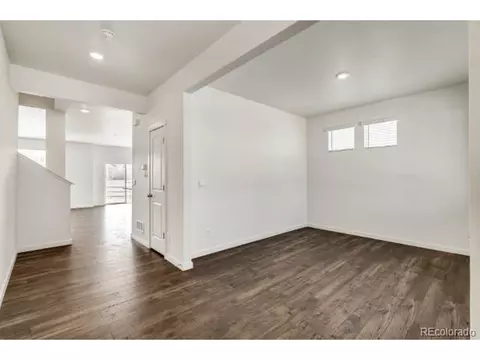 27521 E Cedar Ave, Aurora, CO 80018 photo 4
