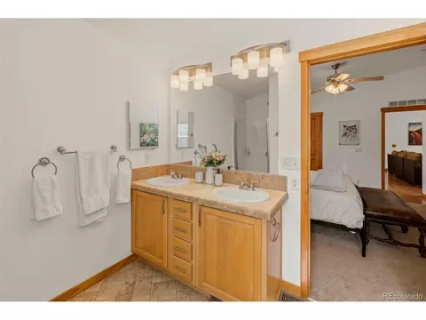 Bath - Undisclosed, Divide, CO 80814 photo 2 of 4