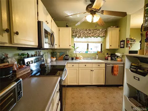 18974 E Mercer Dr, Aurora, CO 80013 photo 12