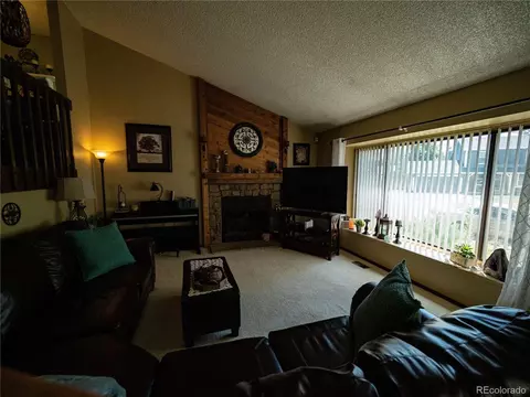 18974 E Mercer Dr, Aurora, CO 80013 photo 4