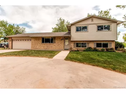 7764 Quartz St, Arvada, CO 80007 photo 3