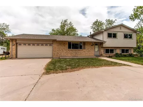 7764 Quartz St, Arvada, CO 80007 photo 2