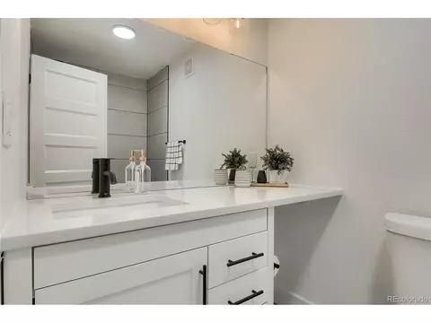 14204 E 1st Dr #C06, Aurora, CO 80011 photo 9