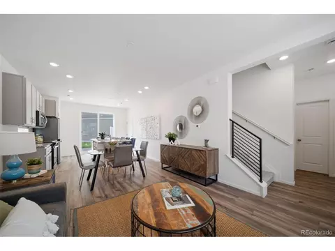 21862 E 38th Pl, Aurora, CO 80019 photo 13
