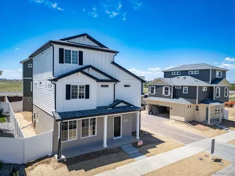 21862 E 38th Pl, Aurora, CO 80019 photo 3