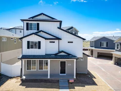 21862 E 38th Pl, Aurora, CO 80019 photo 2