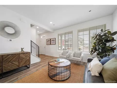 21862 E 38th Pl, Aurora, CO 80019 photo 14