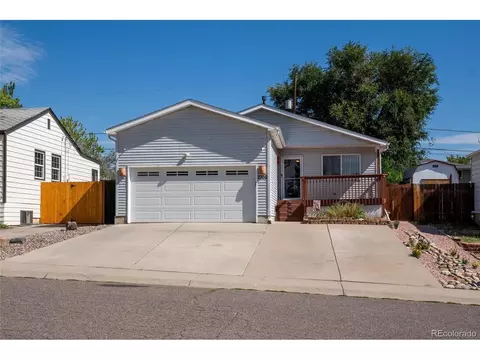 2339 W Hillside Ave, Englewood, CO 80110