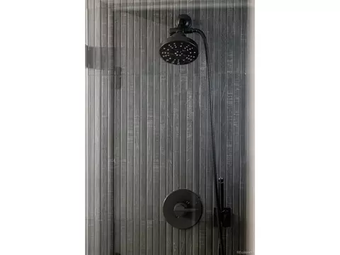Bath - 4530 E 13th Ave, Denver, CO 80220 photo 5 of 5