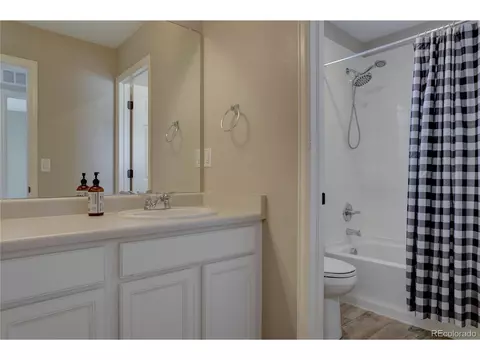 15772 E Warner Dr, Denver, CO 80239 photo 26