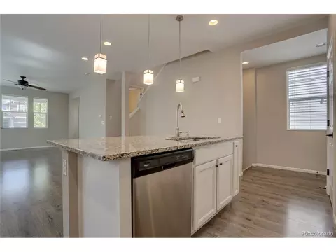 15772 E Warner Dr, Denver, CO 80239 photo 13