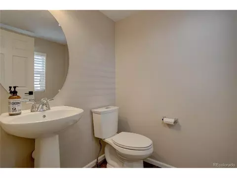 15772 E Warner Dr, Denver, CO 80239 photo 15
