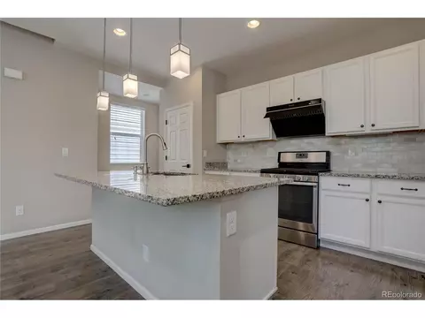 15772 E Warner Dr, Denver, CO 80239 photo 12