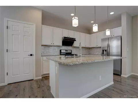15772 E Warner Dr, Denver, CO 80239 photo 11