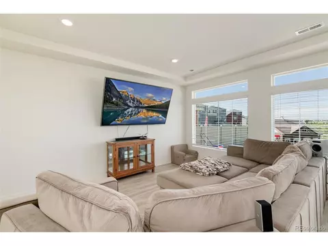 22017 E 45th Pl, Aurora, CO 80019 photo 7