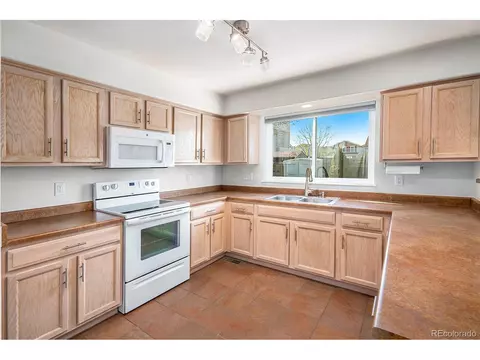 20610 E Ithaca Pl, Aurora, CO 80013 photo 11