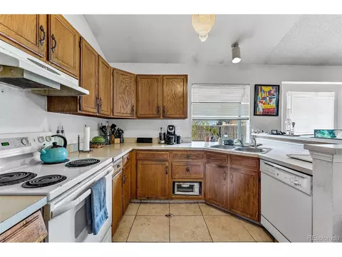 4692 Biscay St, Denver, CO 80249 photo 7