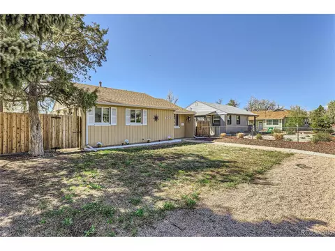 1273 Dallas St, Aurora, CO 80010