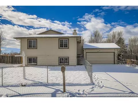 3114 Moonbeam Cir, Colorado Springs, CO 80916