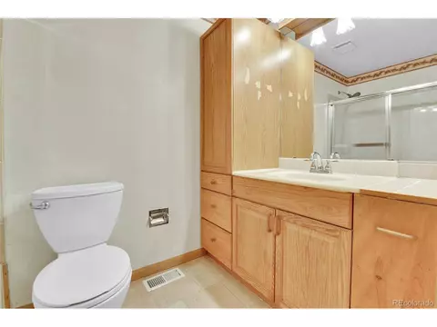 Undisclosed, Aurora, CO 80013 photo 15