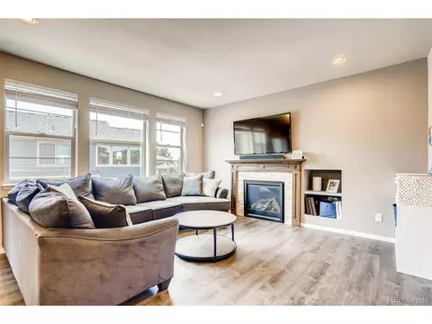 26800 E Roxbury Pl, Aurora, CO 80016 photo 3