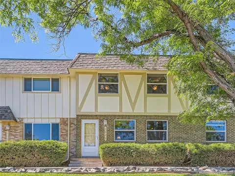 5026 E Hinsdale Pl, Centennial, CO 80122