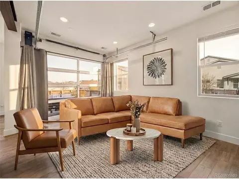 Living - 19518 E Sunset Cir, Centennial, CO 80015 photo 4 of 5